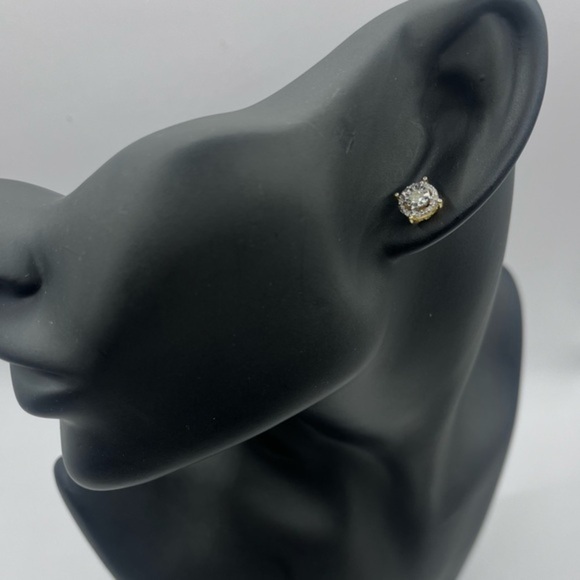 Jewelry - 0.25 CT Natural Diamond Sterling Silver GP Studs